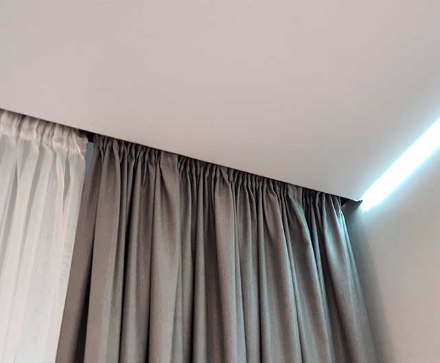 Натяжные потолки в коридоре в Новогрудке